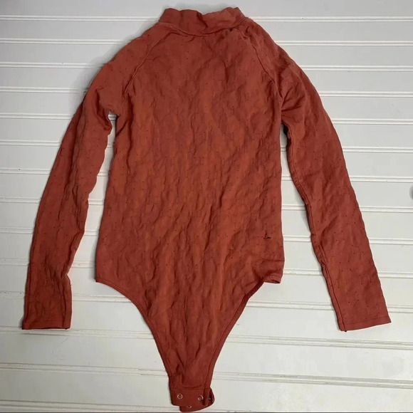 Free People Intimately Seamless Mock Neck Eyelet Bodysuit - Picture 3 of 8